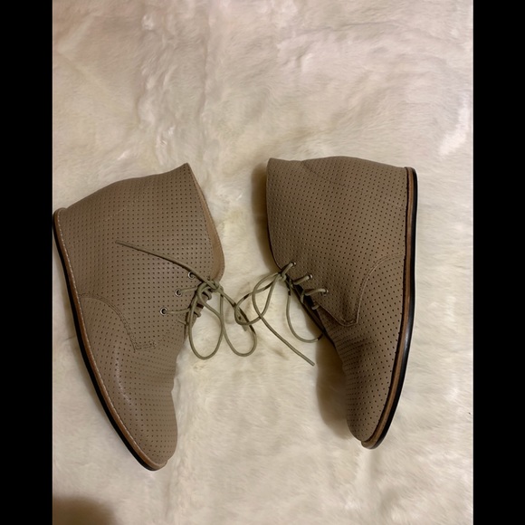 Matiko Leather Perforated Wedge lace up bo… - Picture 1 of 7